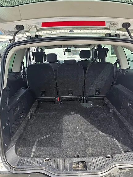 Ford S-Max 2014 photo 2