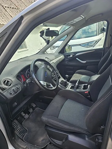 Ford S-Max 2014 photo 3