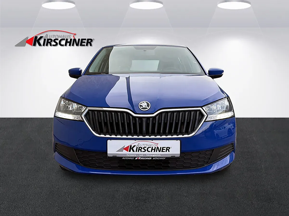 Skoda Fabia 2021 photo 2
