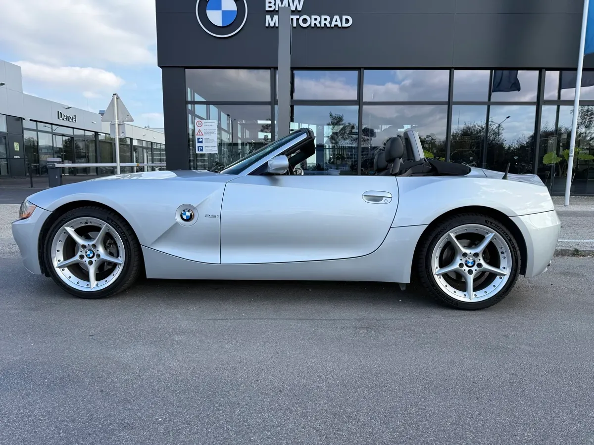 BMW Z4 2003 photo 2