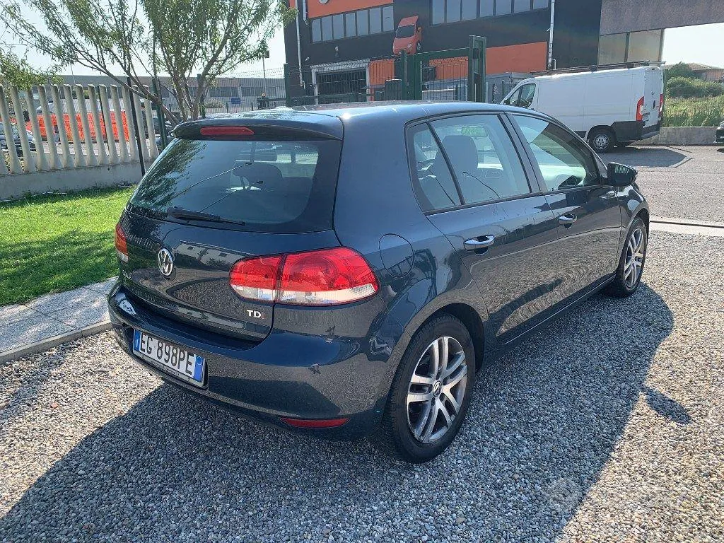 Volkswagen Golf 2011 photo 5