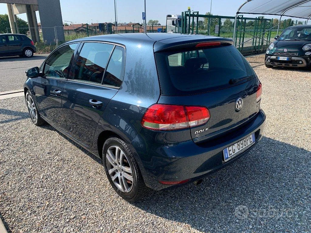 Volkswagen Golf 2011 photo 3