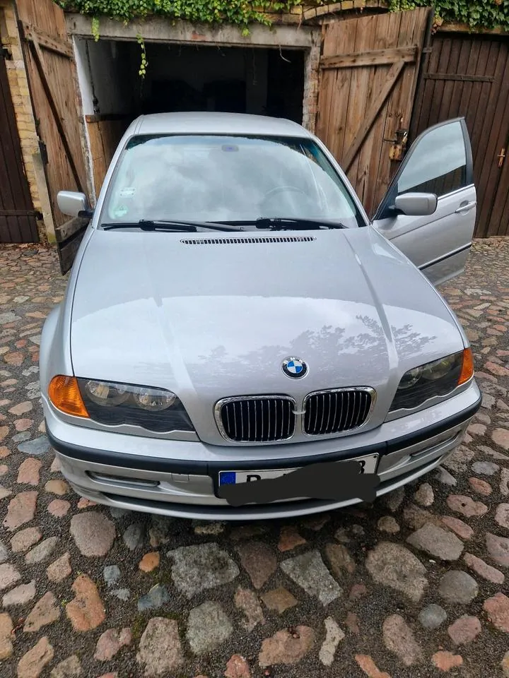 BMW E46 320I