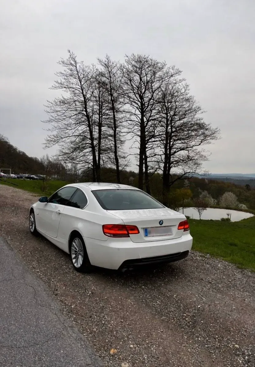 BMW 3 Series 2007 photo 3