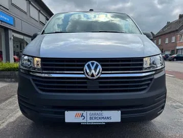Volkswagen Transporter 2023 photo 2