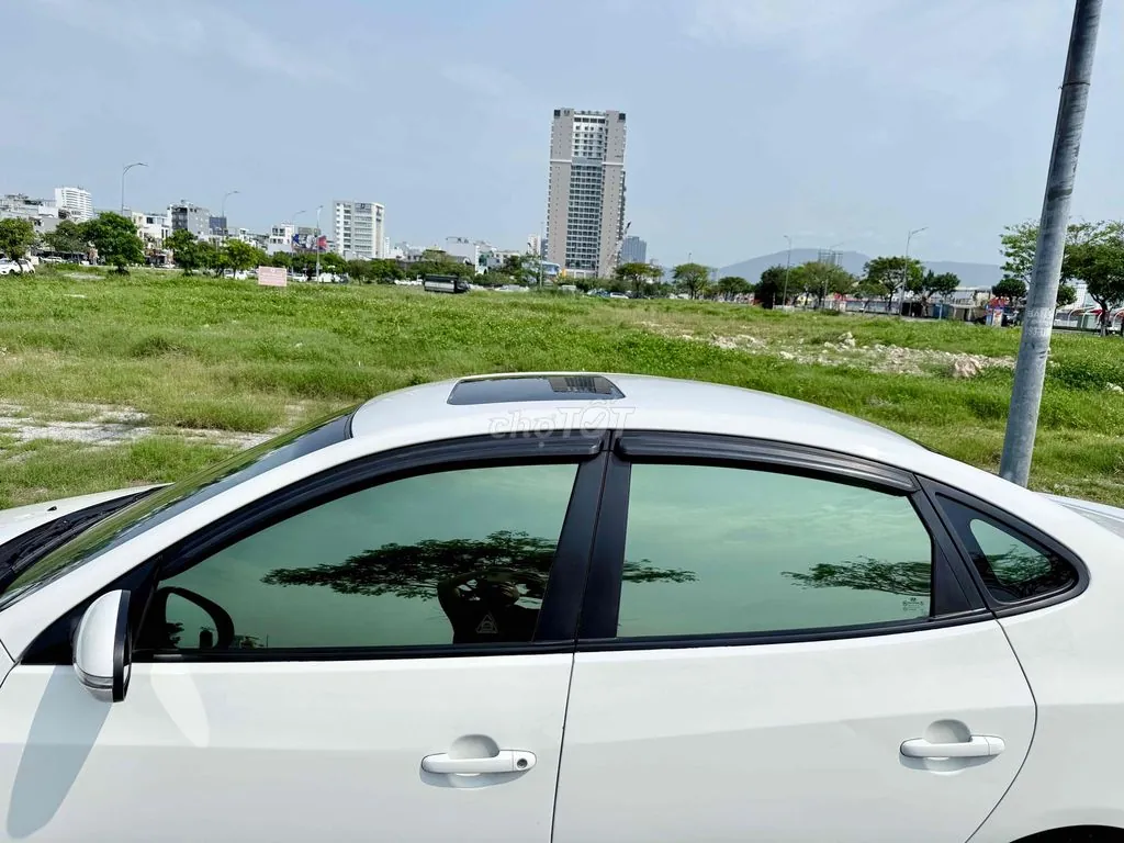 Hyundai Avante 2011 photo 5