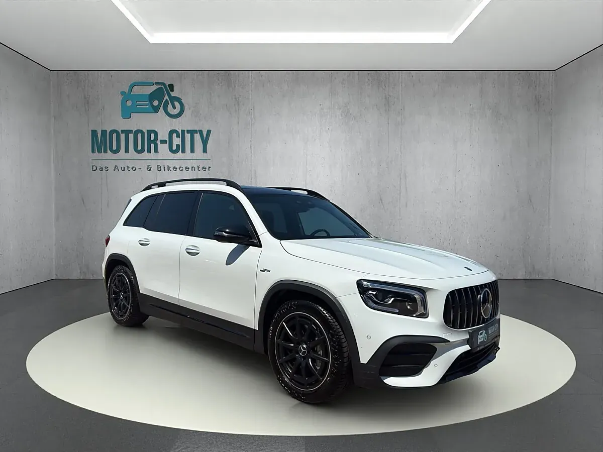 Mercedes-Benz Glb 2022 photo 2