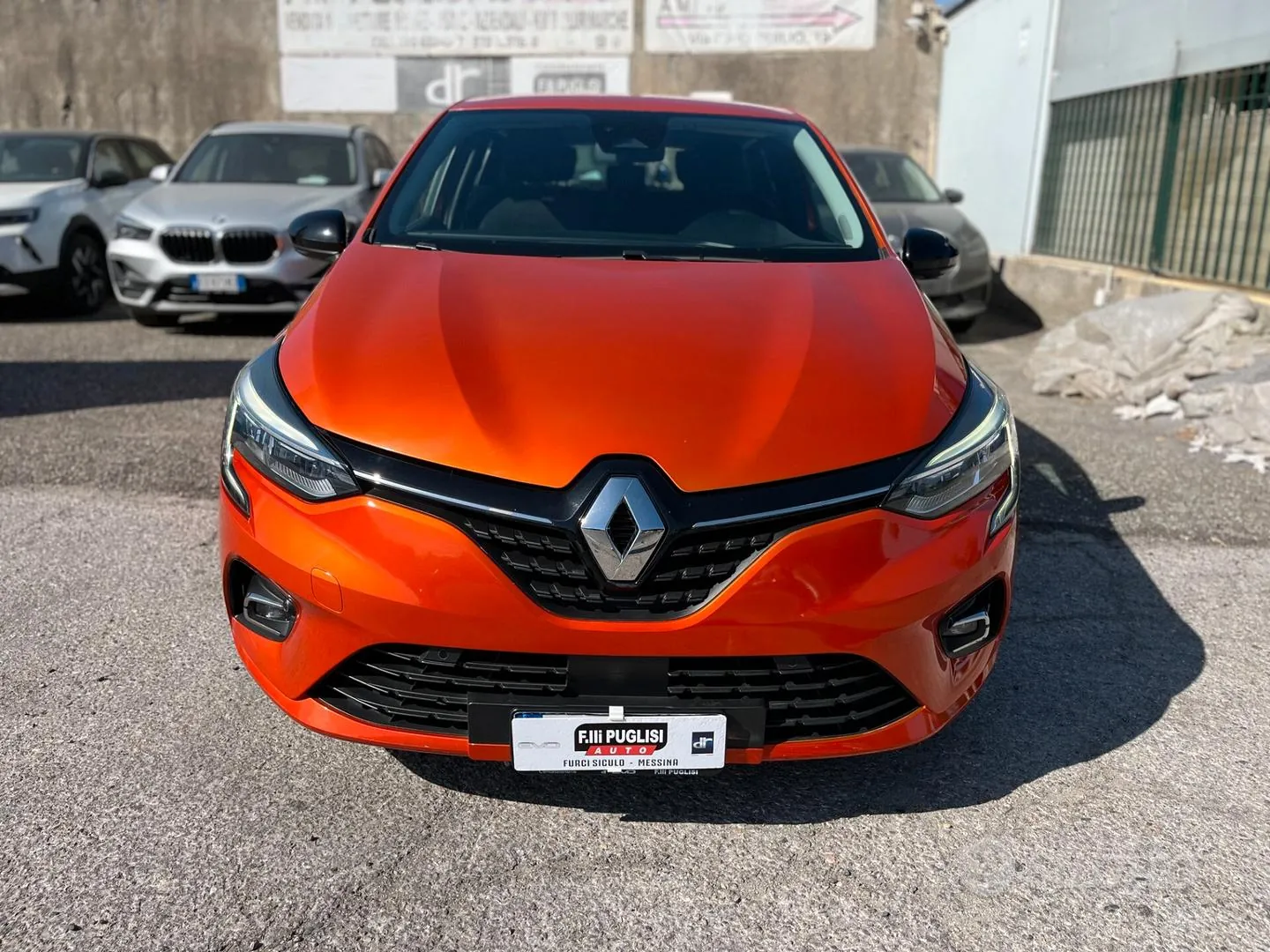 Renault Clio 2023 photo 2