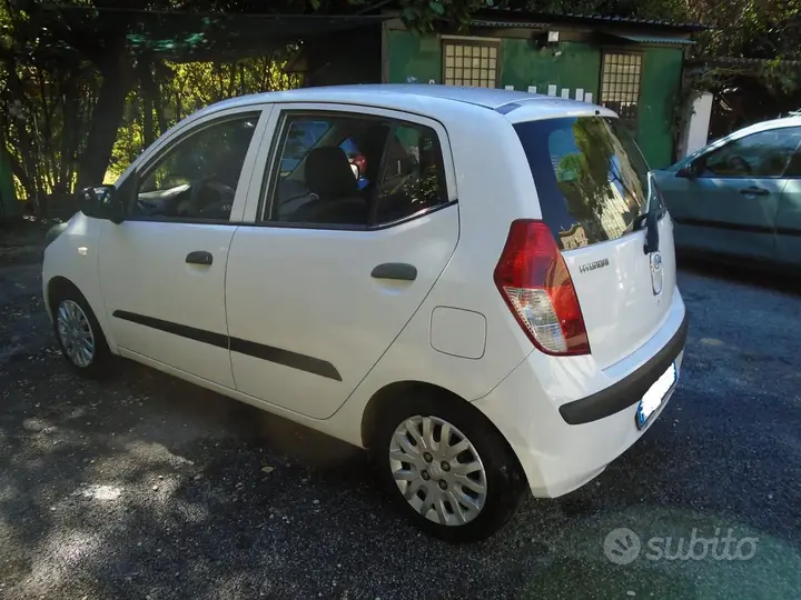 Hyundai I10 2010 photo 4