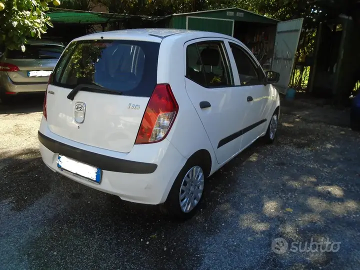 Hyundai I10 2010 photo 3