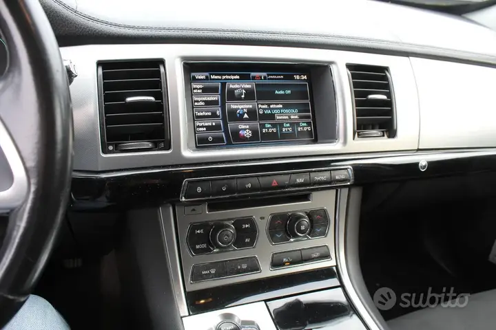 Jaguar Xf 2015 photo 4