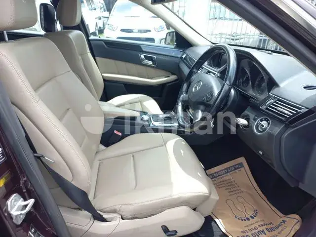 Mercedes-Benz E200 2010 photo 5