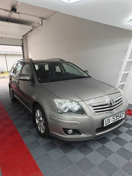 Toyota Avensis 2006 photo 2