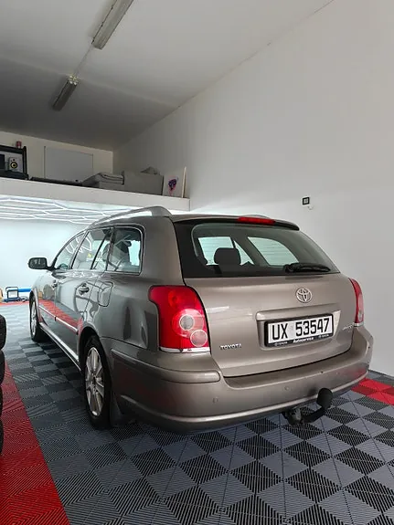 Toyota Avensis 2006 photo 3