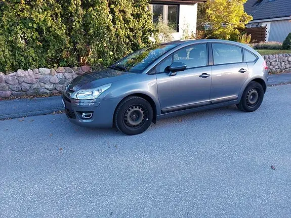 Citroen C4 2010 photo 4
