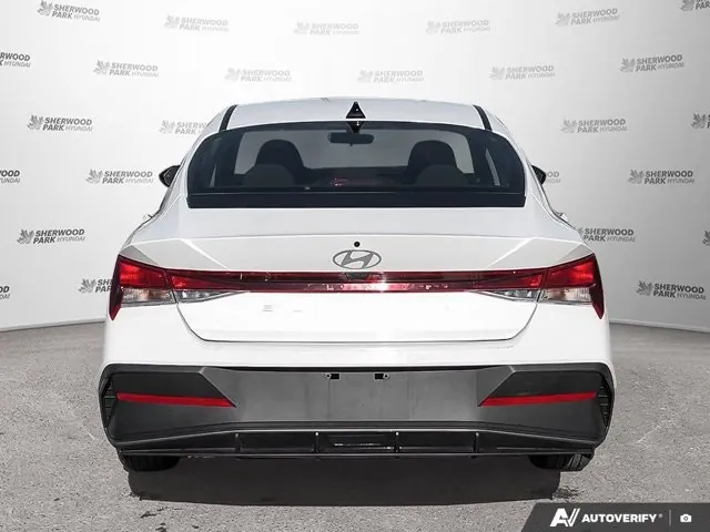 Hyundai Elantra 2025 photo 5