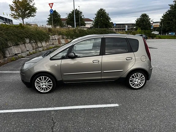 Mitsubishi Colt 2008 photo 5