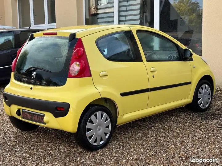 Peugeot 107 2007 photo 4