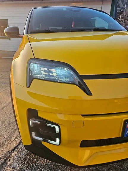 Renault 5 E-Tech 2025 photo 5