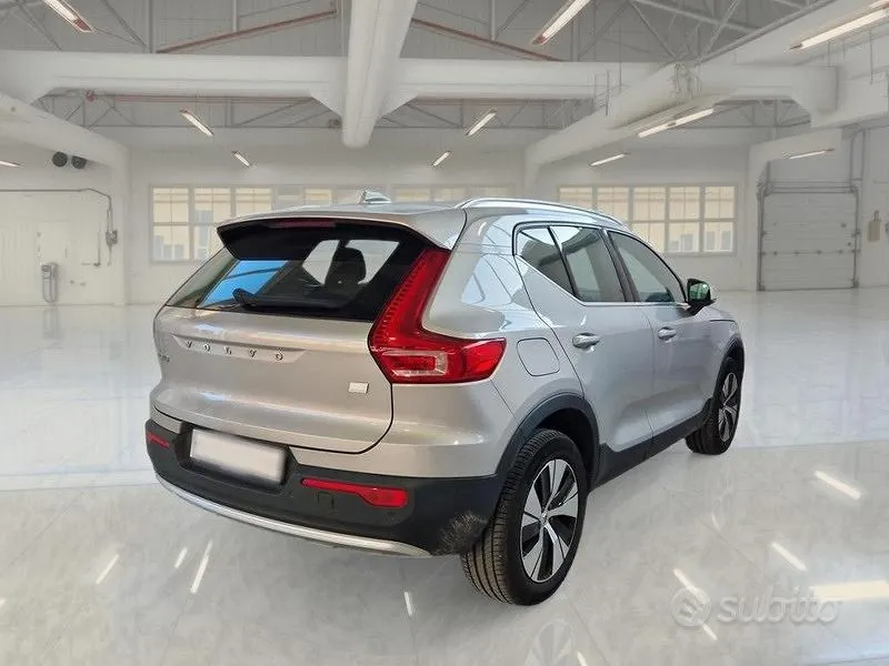 Volvo Xc40 2022 photo 4