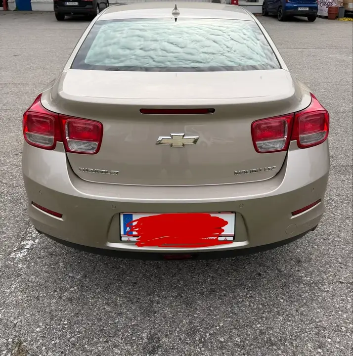Chevrolet Malibu 2012 photo 2