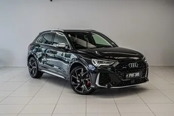 Audi Q3 2021 photo 2