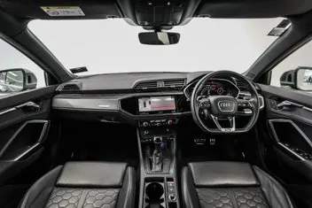 Audi Q3 2021 photo 4