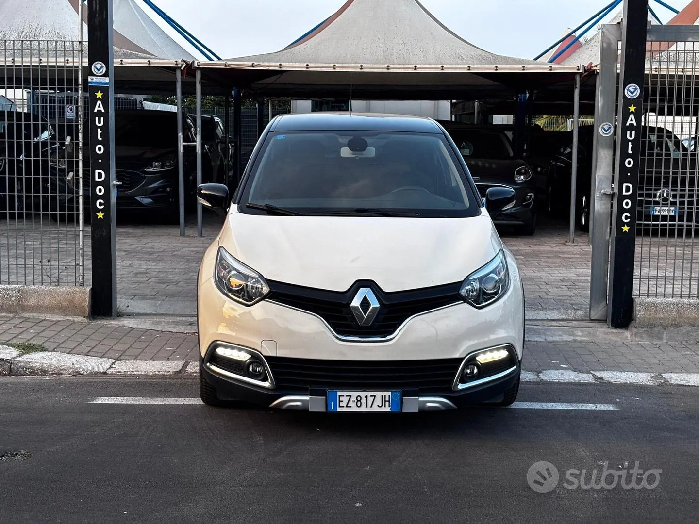 Renault Captur 2015 photo 2