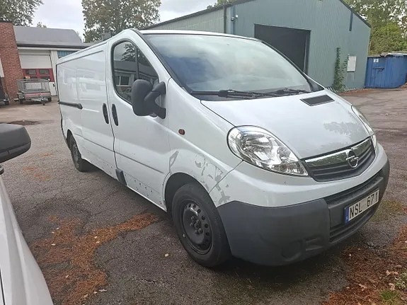 Opel Vivaro 2011 photo 3