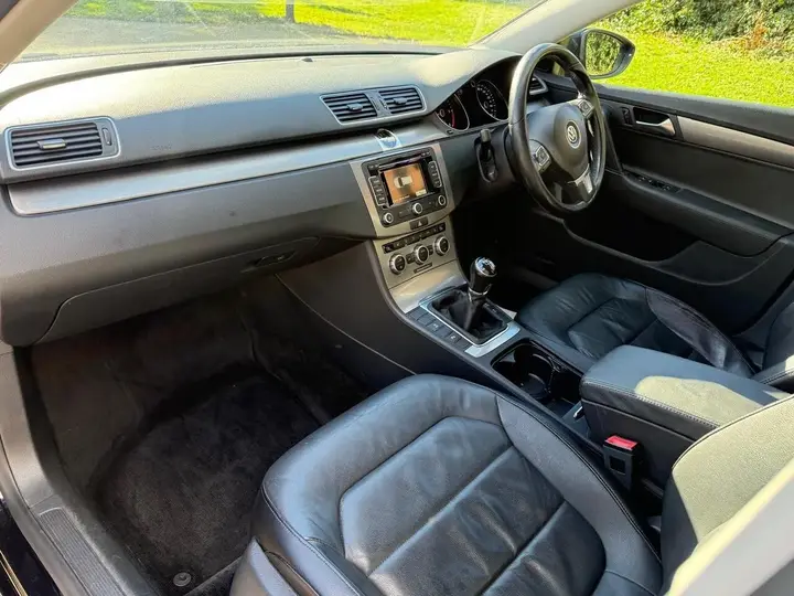 Volkswagen Passat 2014 photo 3
