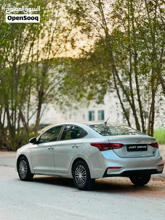 Hyundai Accent 2018 photo 4