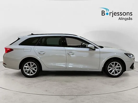 Seat Leon 2025 photo 2