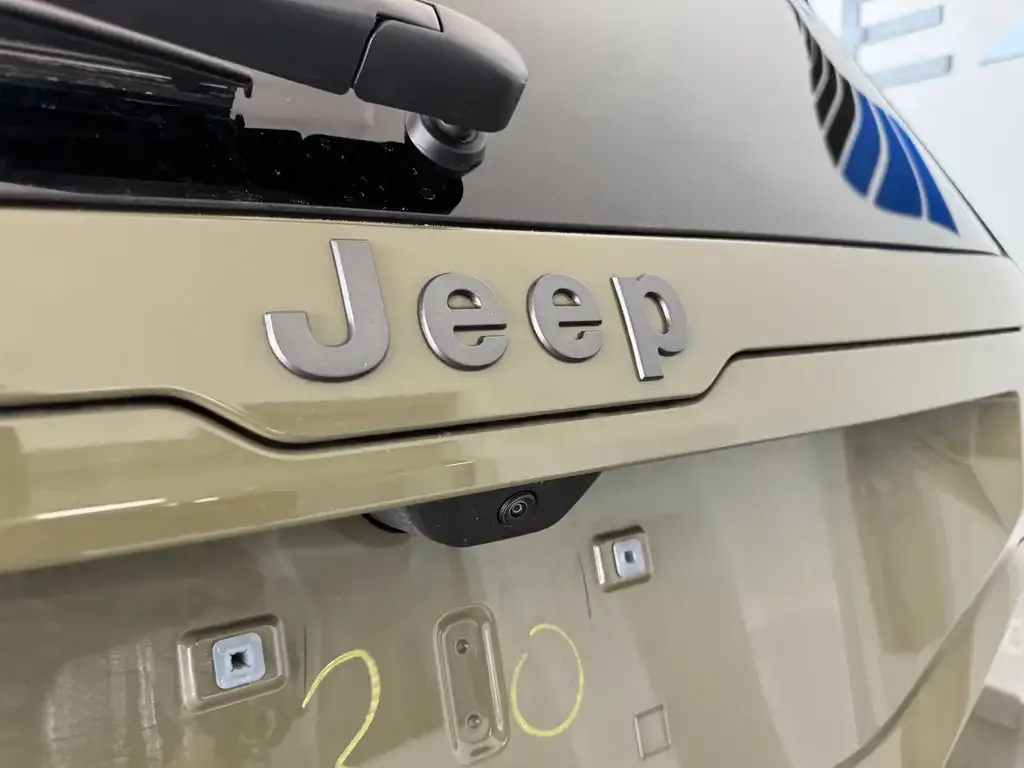 Jeep Cherokee 2026 photo 5
