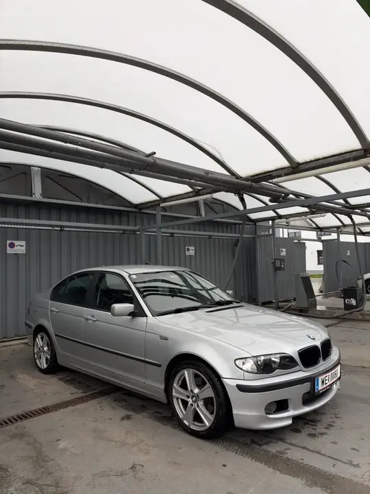BMW 3 Series 2002 photo 2