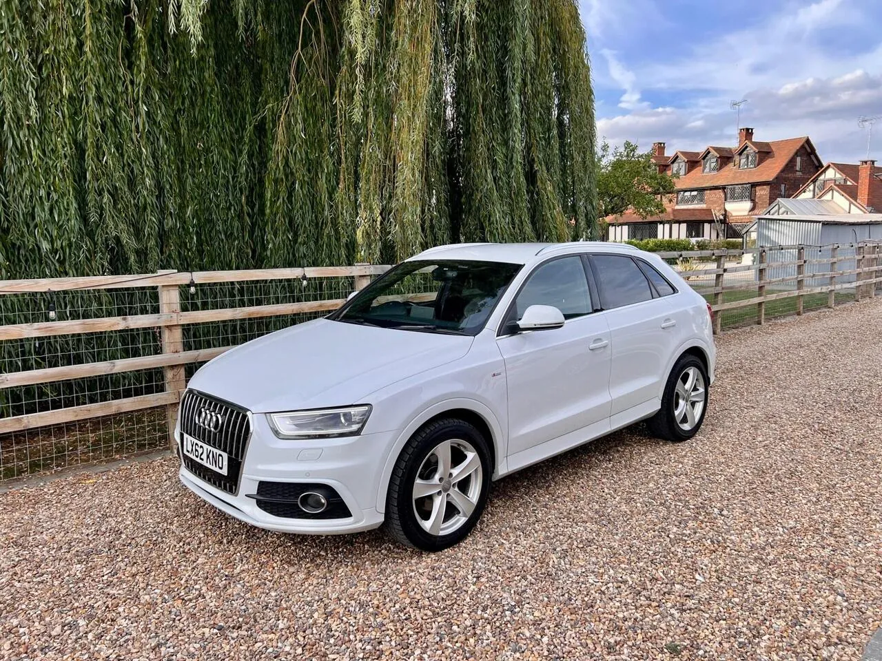 Audi Q3 2012 photo 3