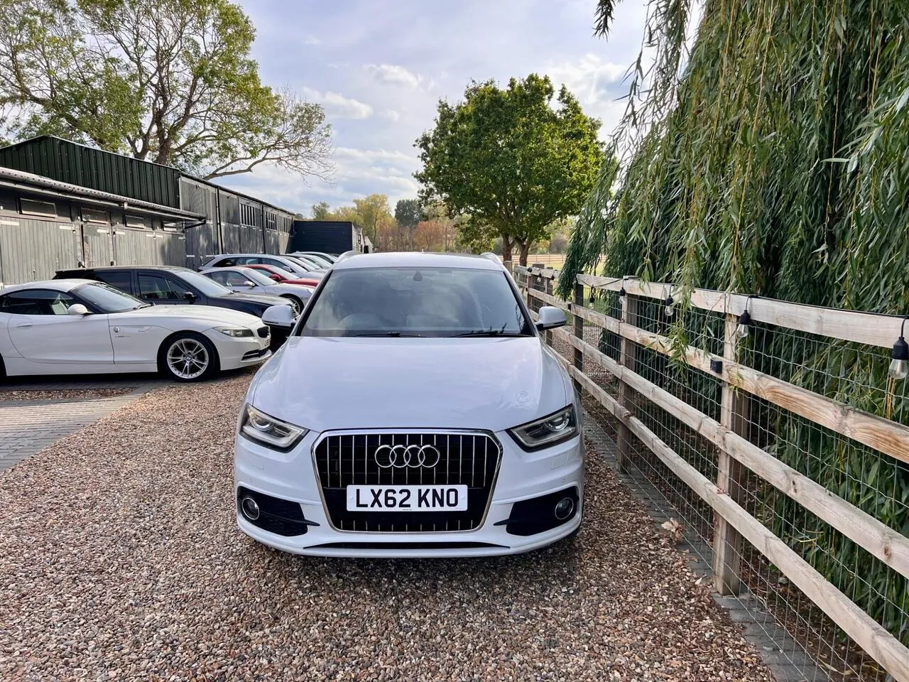 Audi Q3 2012 photo 2