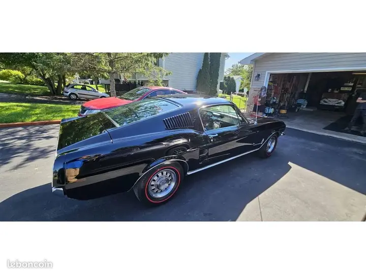 Ford Mustang 1967 photo 2