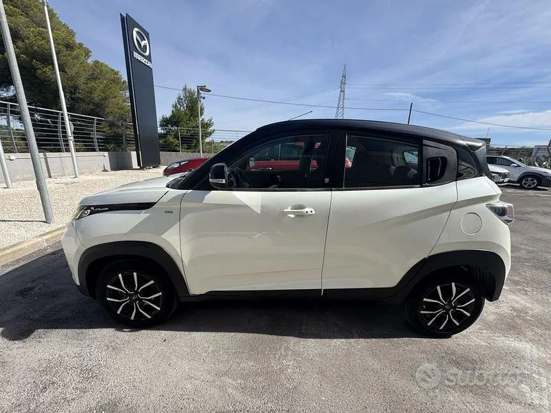 Mahindra Kuv100 Nxt 2021 photo 3