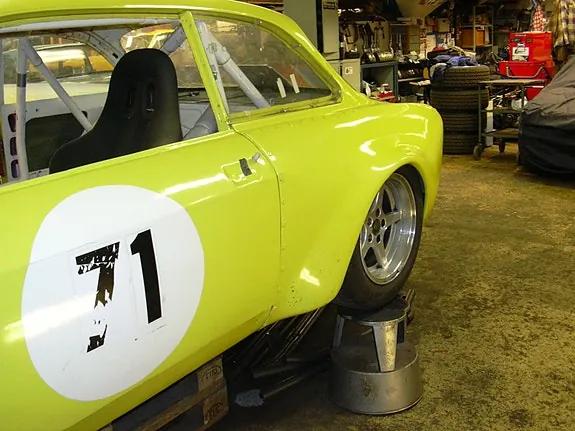 Alfa Romeo Giulia 1969 photo 2