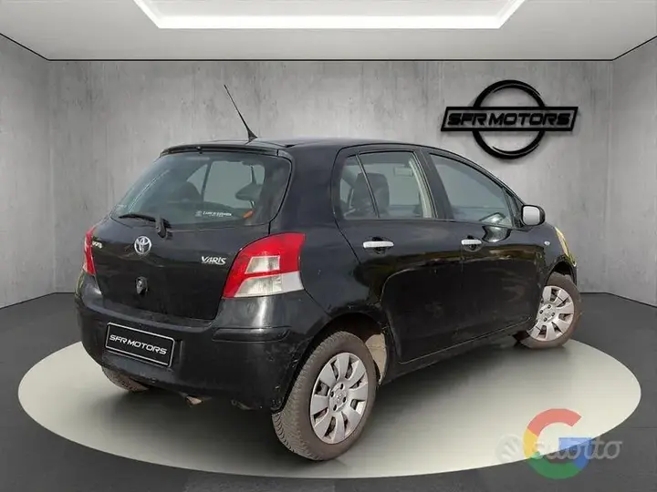 Toyota Yaris 2011 photo 3