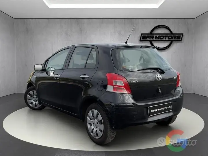 Toyota Yaris 2011 photo 5