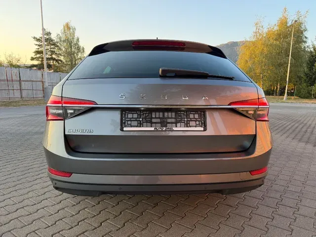 Skoda Superb 2023 photo 3
