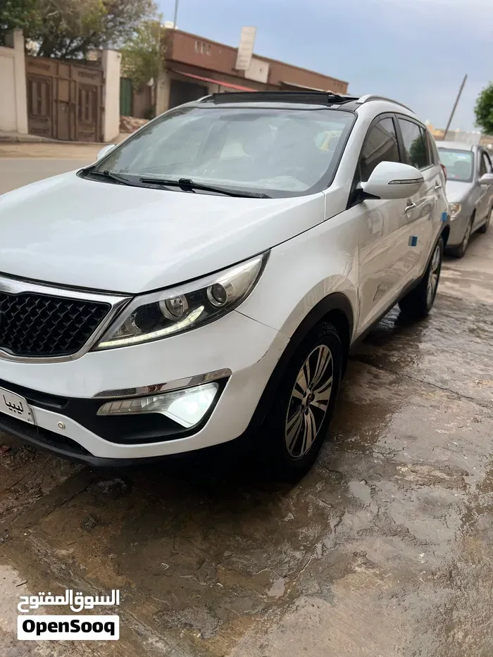 Kia Sportage 2012 photo 2