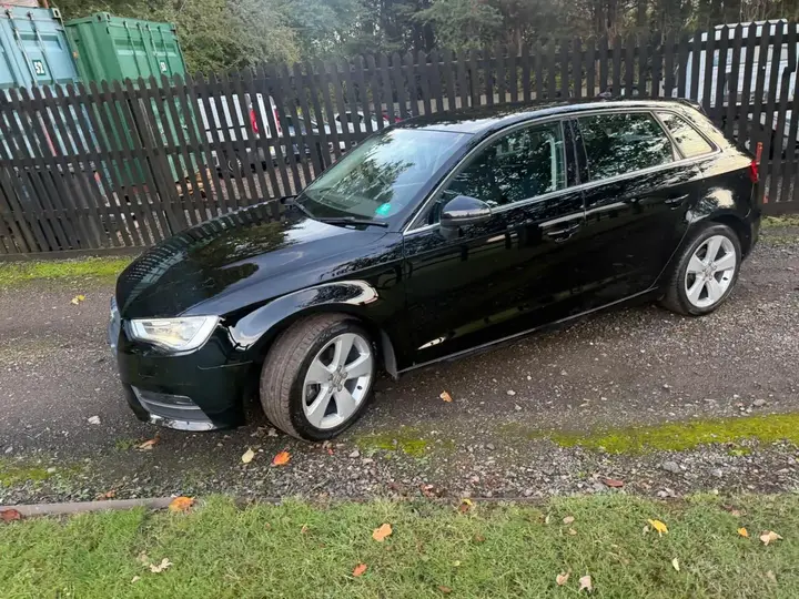 Audi A3 2014 photo 2