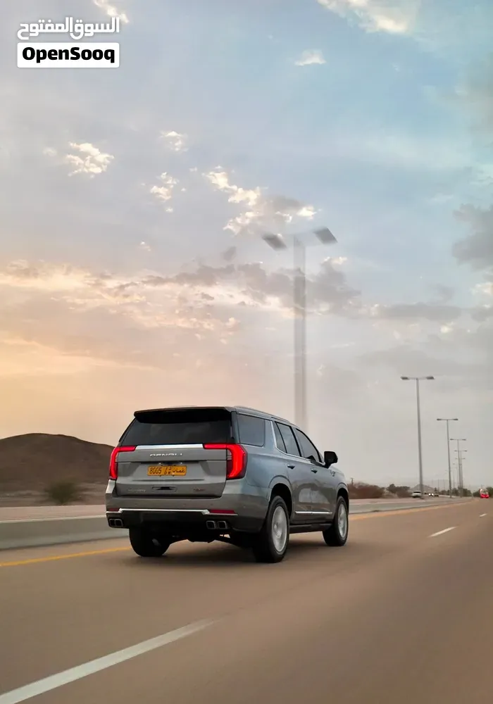 GMC Yukon 2025 photo 3