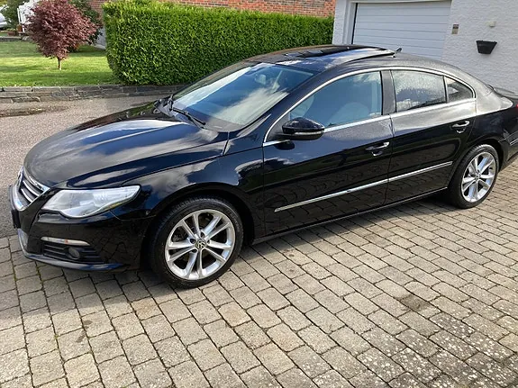 Volkswagen Passat Cc 2010 photo 2