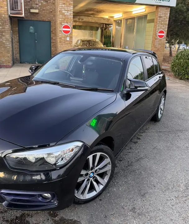 BMW 1 Series 2018 photo 2