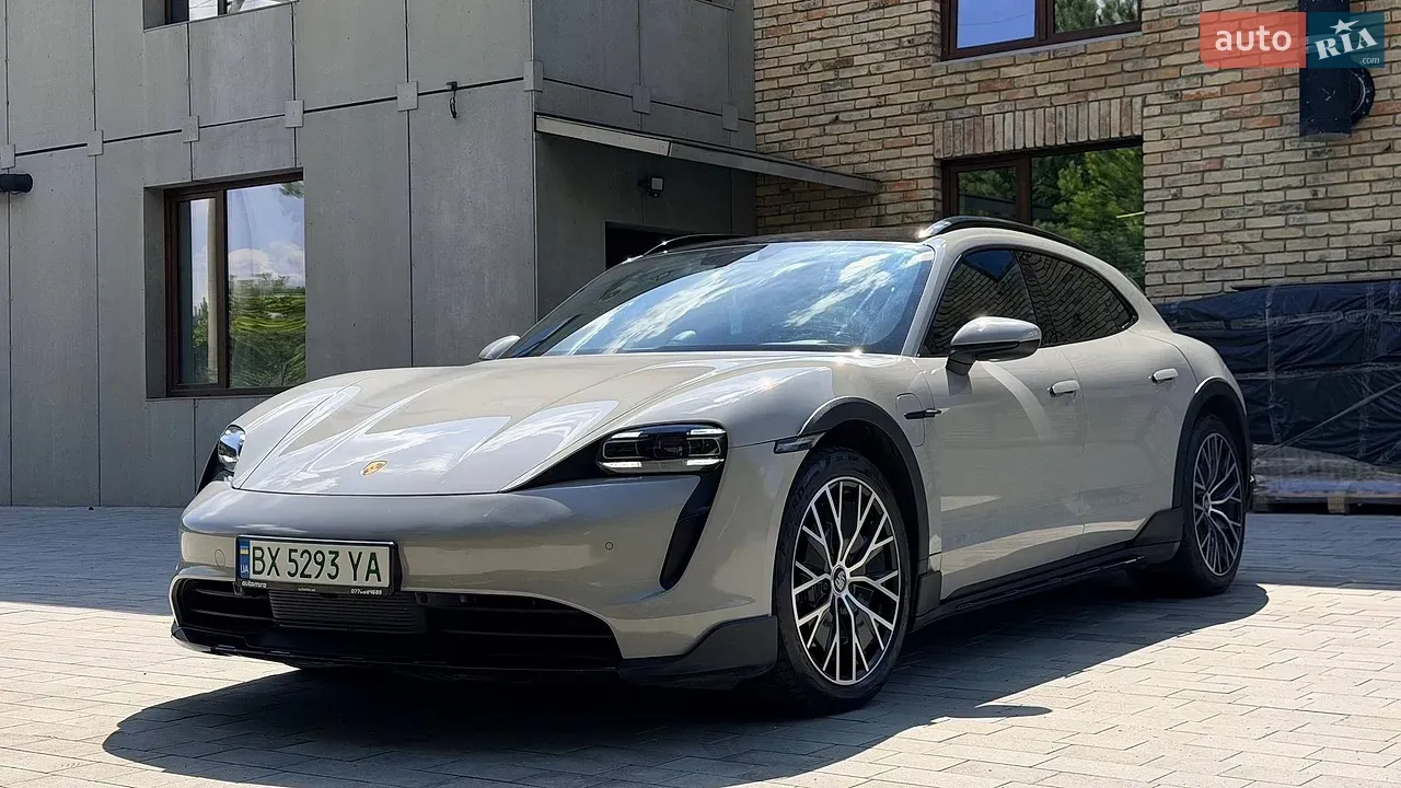 Porsche Taycan Cross Turismo 2021 photo 4