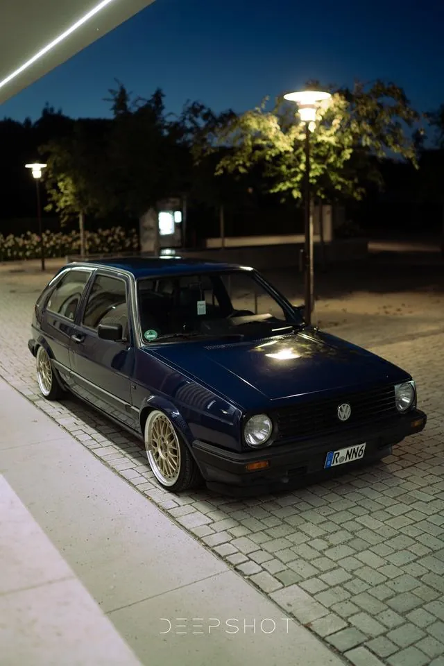 Volkswagen Golf 2