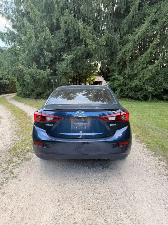Mazda 3 2015 photo 3